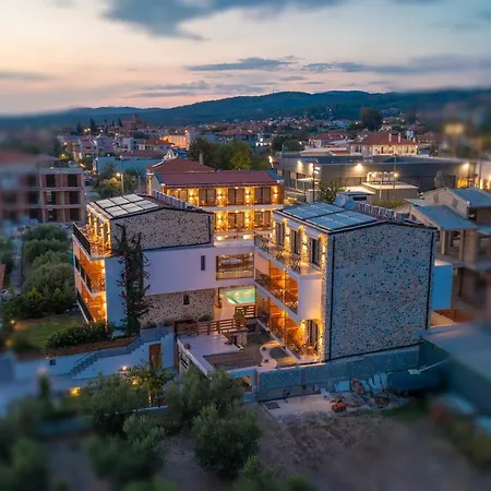 Dandelion Aparthotel 4*