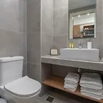 Dandelion Apartmanhotel Nikíti