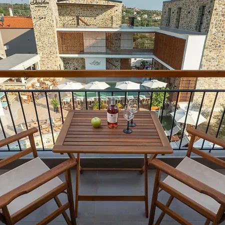 Hotel de apartamente Dandelion Nikiti (Sithonia)