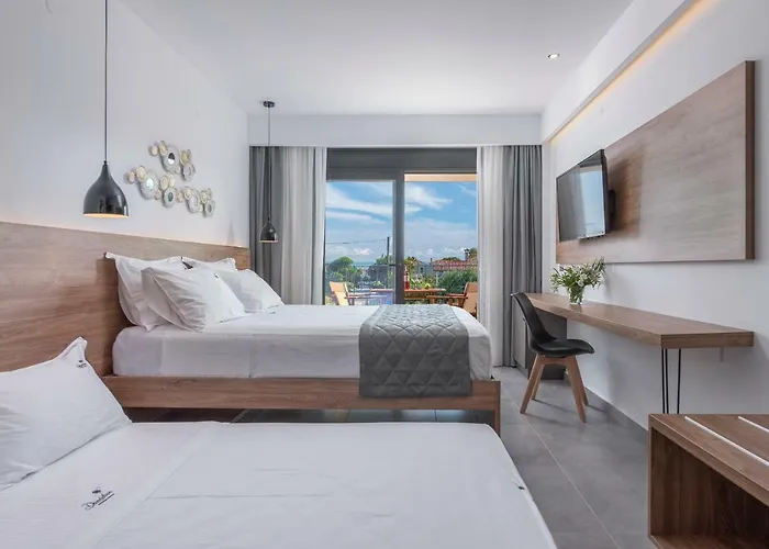 Dandelion Aparthotel 4*